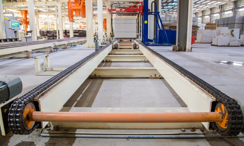 I -block ang linya ng conveyor